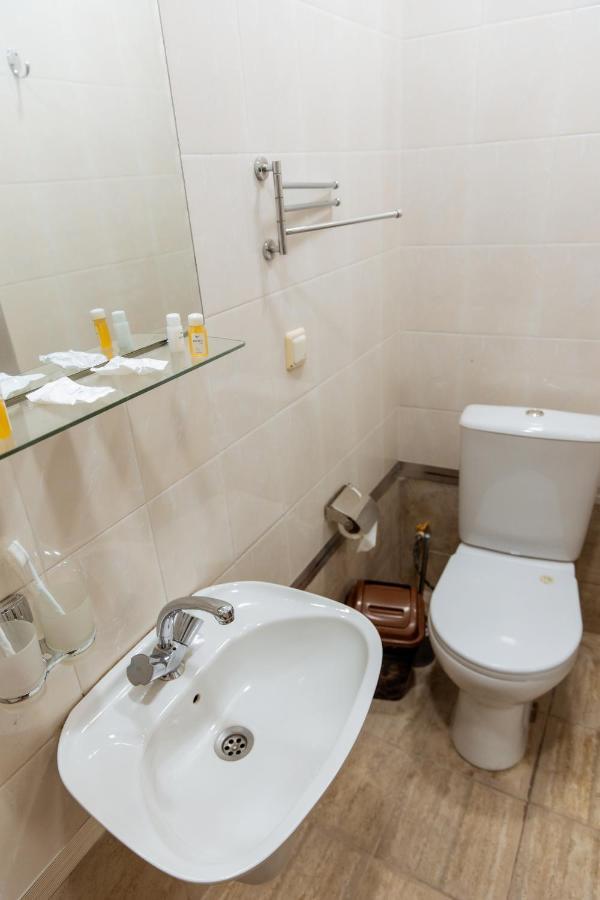 Stella Hotel Tachkent Extérieur photo